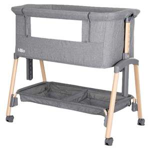 Bebelus nou nascut cu set de accesorii imagine