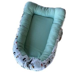 Baby Nest cu doua fete si manere Twindeco Casute Mint din bumbac organic imagine