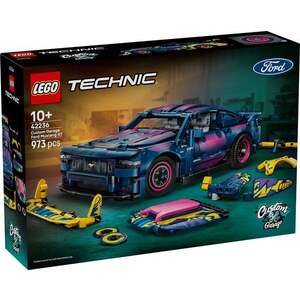 Imagine LEGO® Technic - Masina personalizata Ford Mustang GT (42236)