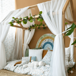 Imagine Set 2 baldachine din tulle pentru pat tip casuta Little Amy alb, 2 x 300 cm pentru pat 80 x 160 cm