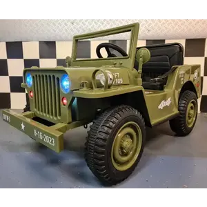 Imagine Jeep electric pentru copii Willy 12V Verde Militar, design Retro, telecomanda 2.4G, 4 motoare, 3-5 ani