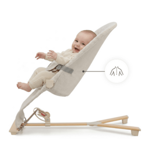 Imagine Balansoar pliabil KinderKraft Mimi WoodBeige, spatar reglabil, bara cu jucarii