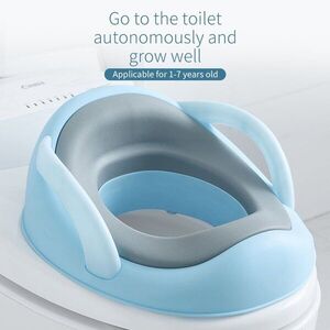 Imagine Reductor pentru toaleta cu manere si sezut moale Little Mom Sky Blue
