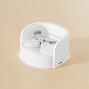 Imagine Scaun de masa pentru copii Little Mom White, design ergonomic, robust, dotat cu pernuta din PVC, centura de siguranta, margini rotunjite, dimensiune 35 x 33.5 x 19 cm