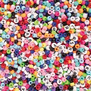 Imagine Set creatie cu de 650 de margele colorate, modele rotunde si litere