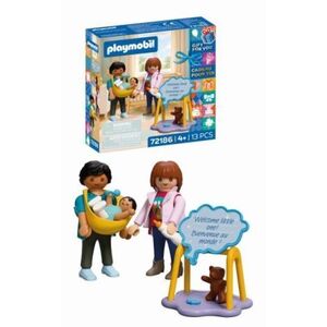 Imagine Playmobil - Set cadou pentru nastere Familie cu bebelus