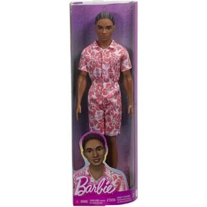 Imagine Papusa Barbie Fashionistas - Baiat in salopeta stil hawaian si sandale verzi