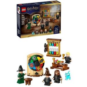 Imagine LEGO® Harry Potter TM - Castelul Hogwarts: Ceremonia Jobenului magic 76460, 124 piese