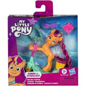 Imagine Figurina My Little Pony - Sunny Starscout pe scooter
