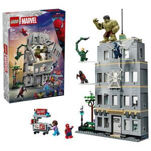 Imagine LEGO® Marvel Spiderman Confruntarea memorabila dintre Omul-Paianjen și Hulk 76350, 534 de piese